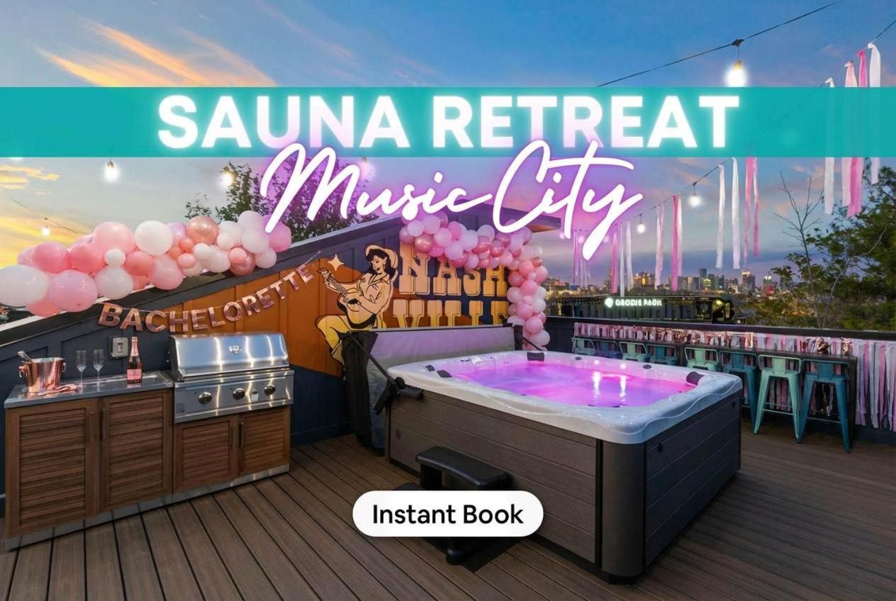 Holiday home Rooftop Deck Hot Tub Game Downtown *