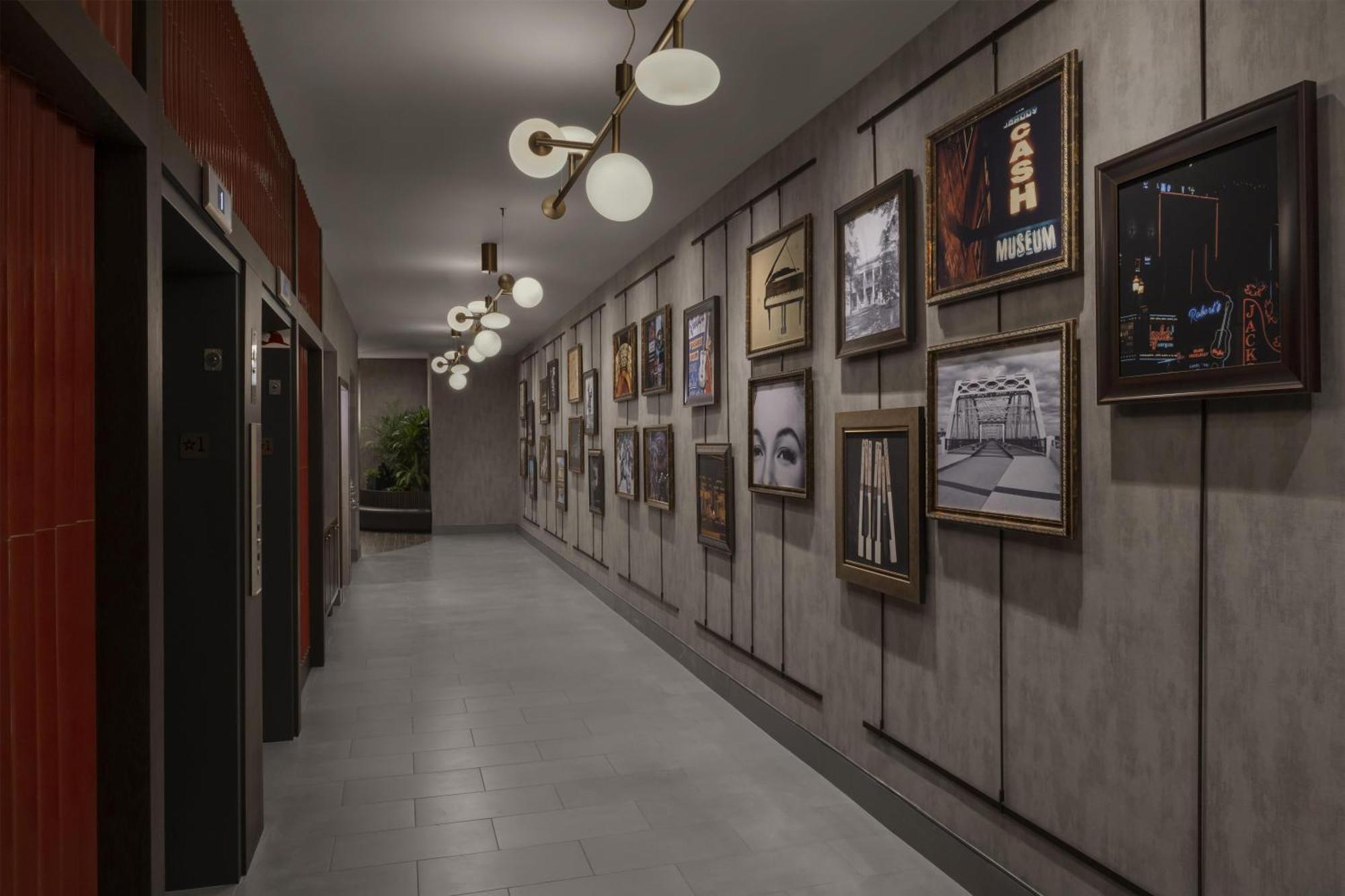 Motto By Hilton Downtown