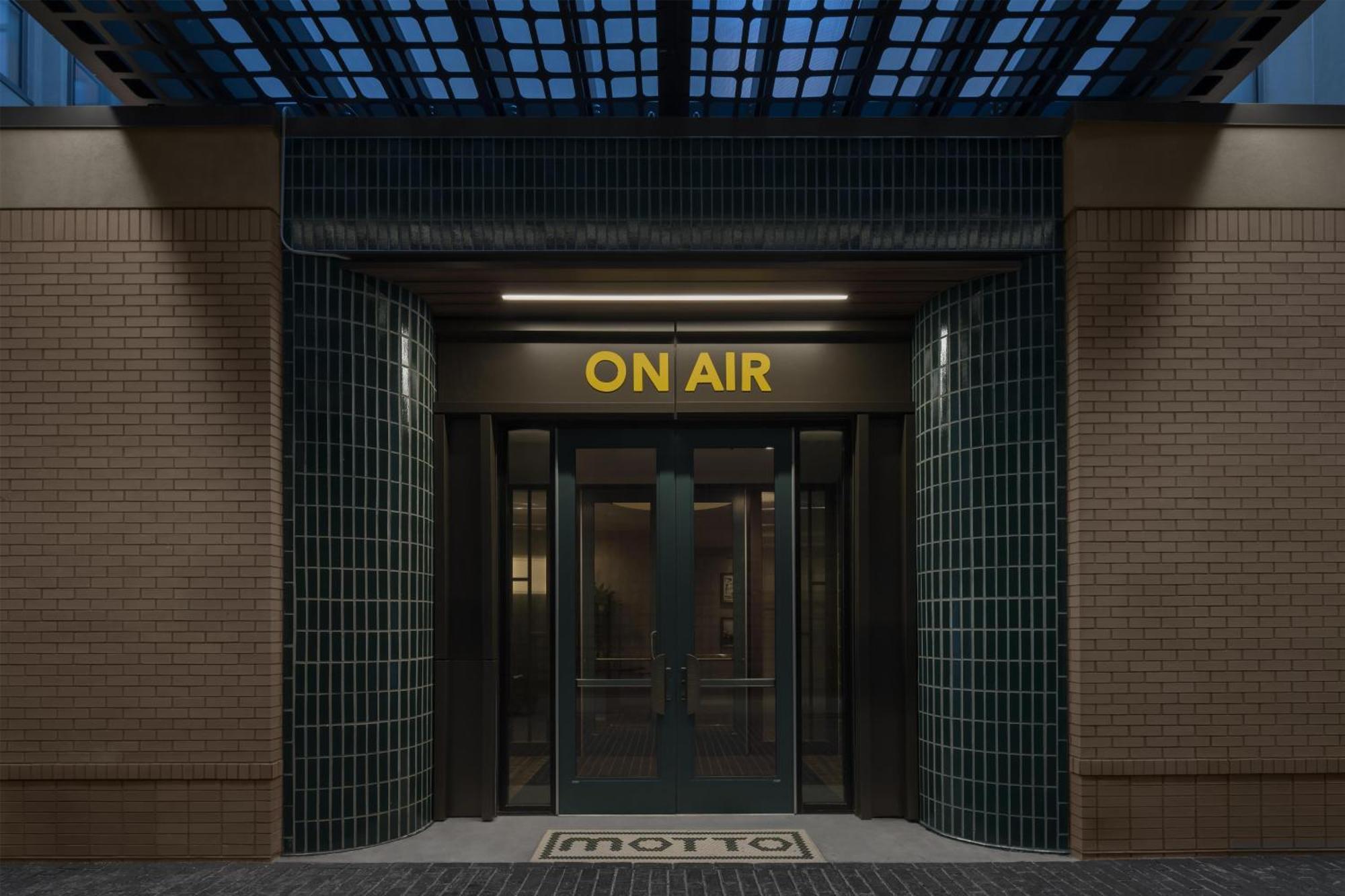 Motto By Hilton Downtown 4*