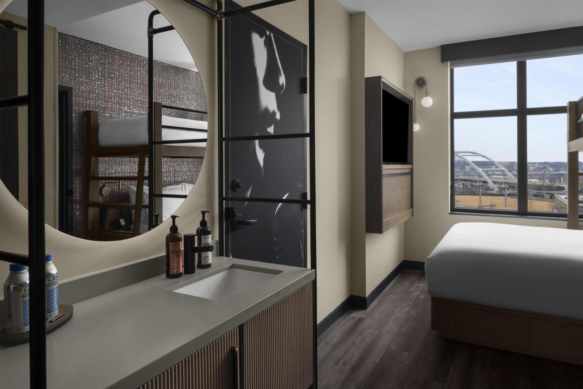 Motto By Hilton Downtown Hotel Nashville