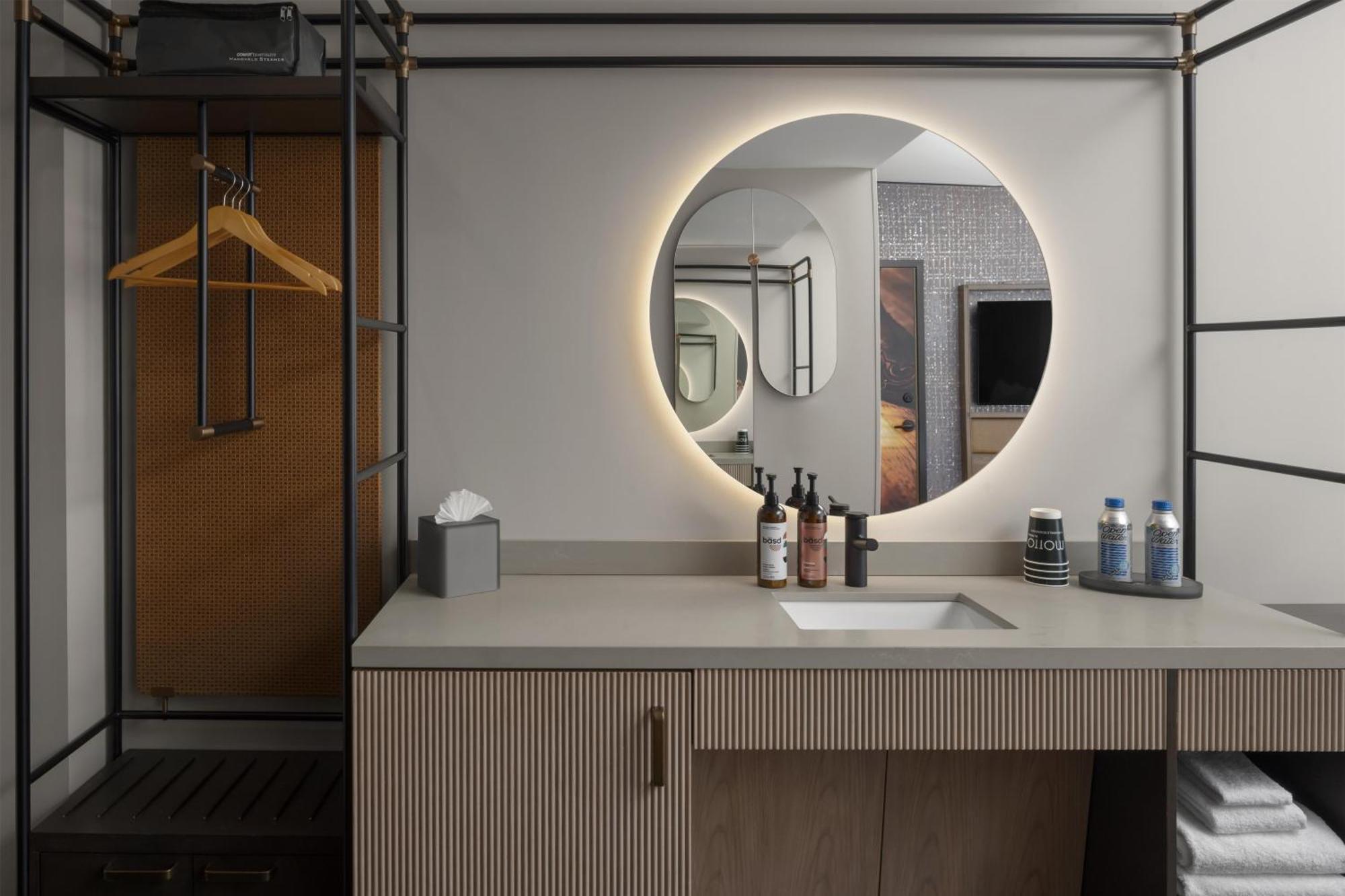 Motto By Hilton Downtown Hotel 4*