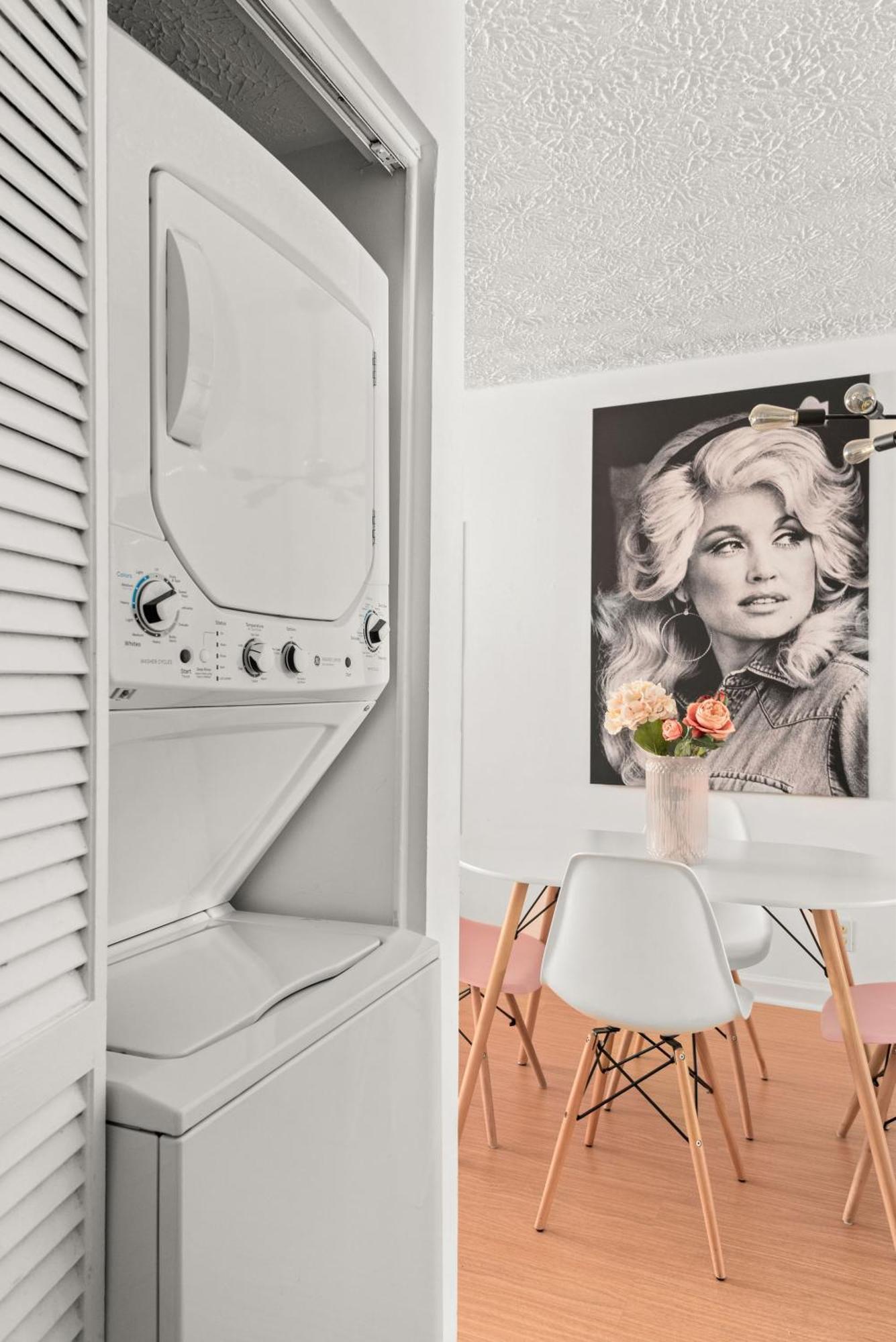 Apartment The Dolly Loft On Music Row Historic Charm! Nashville