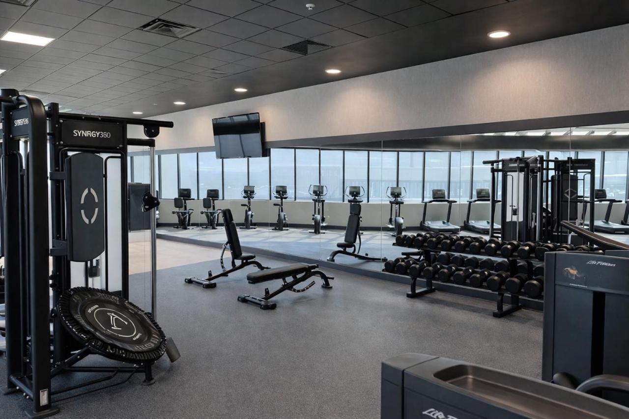 Airport Marriott Hotel 4*