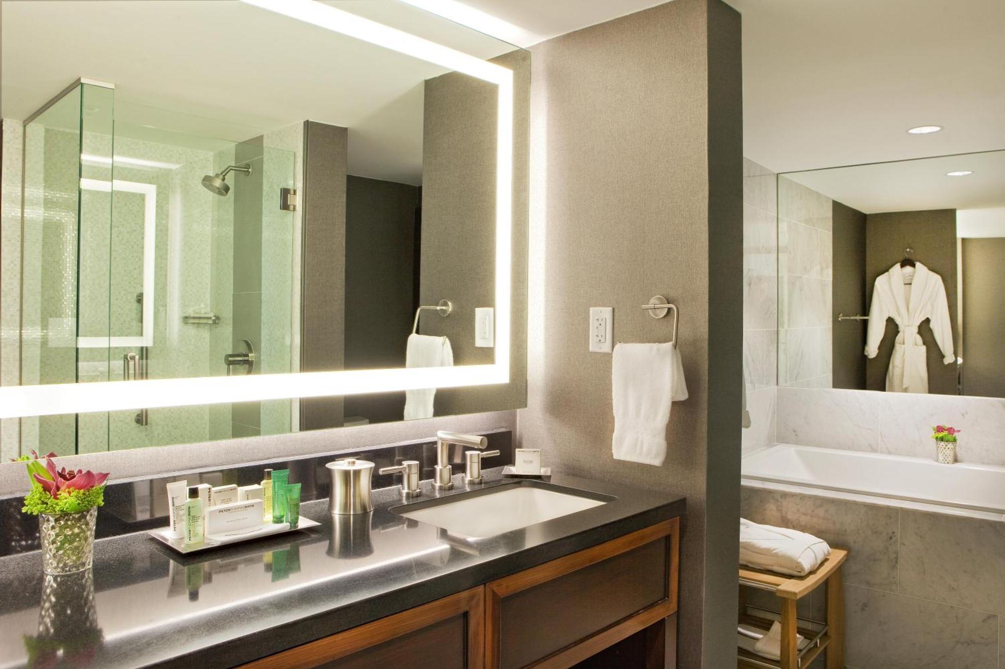 Hilton Downtown 4* Nashville