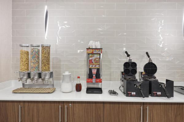 La Quinta By Wyndham Airport/opryland Hotel Nashville