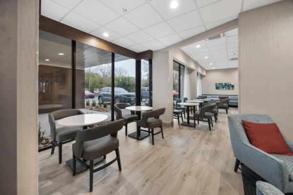 Hotel La Quinta By Wyndham Airport/opryland 3*