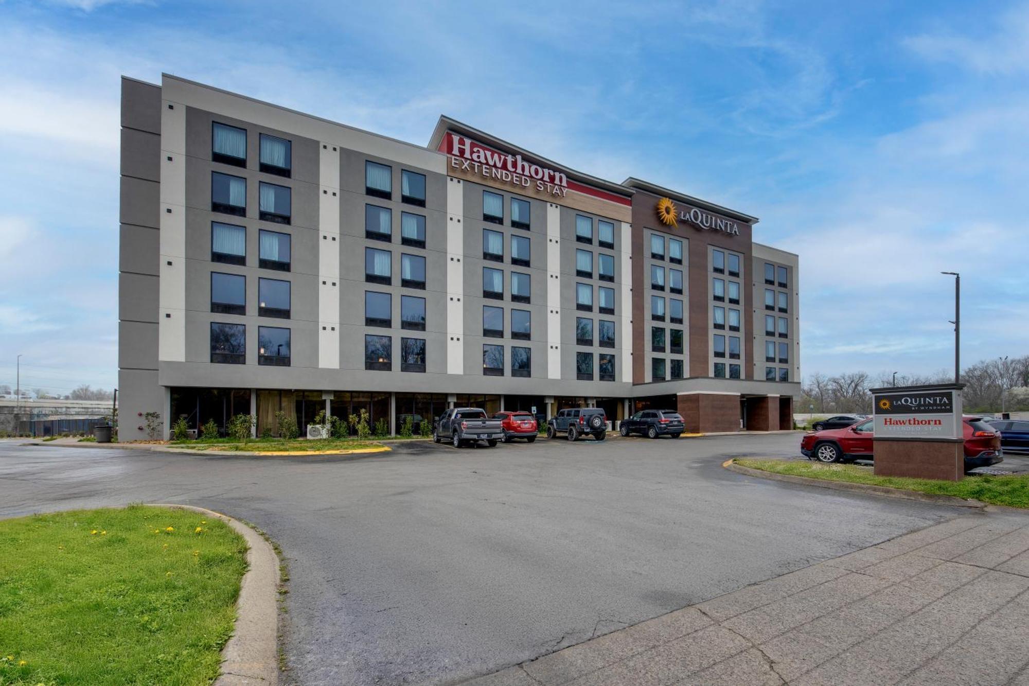 Hotel La Quinta By Wyndham Airport/opryland 3*