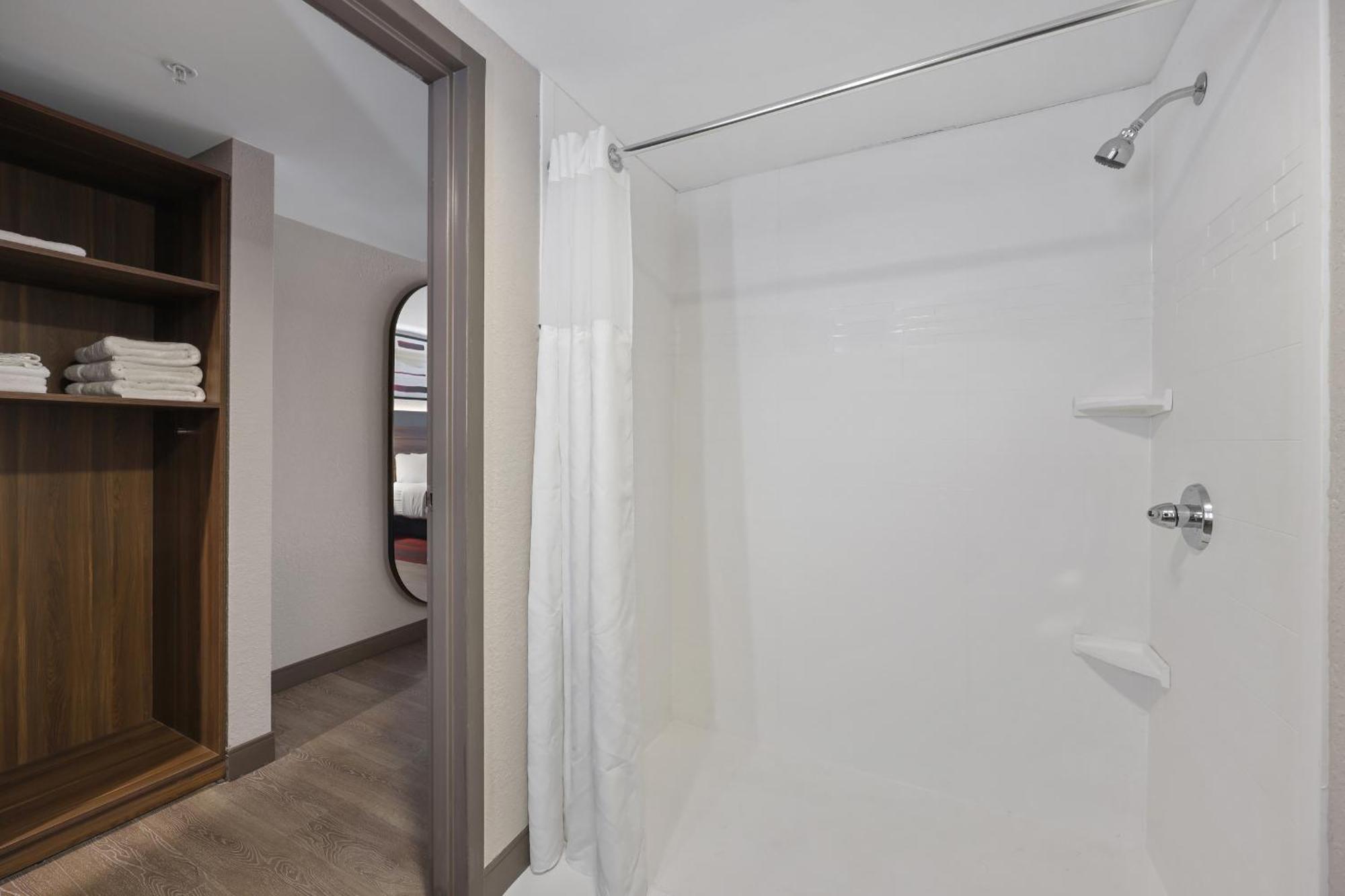 La Quinta By Wyndham Airport/opryland