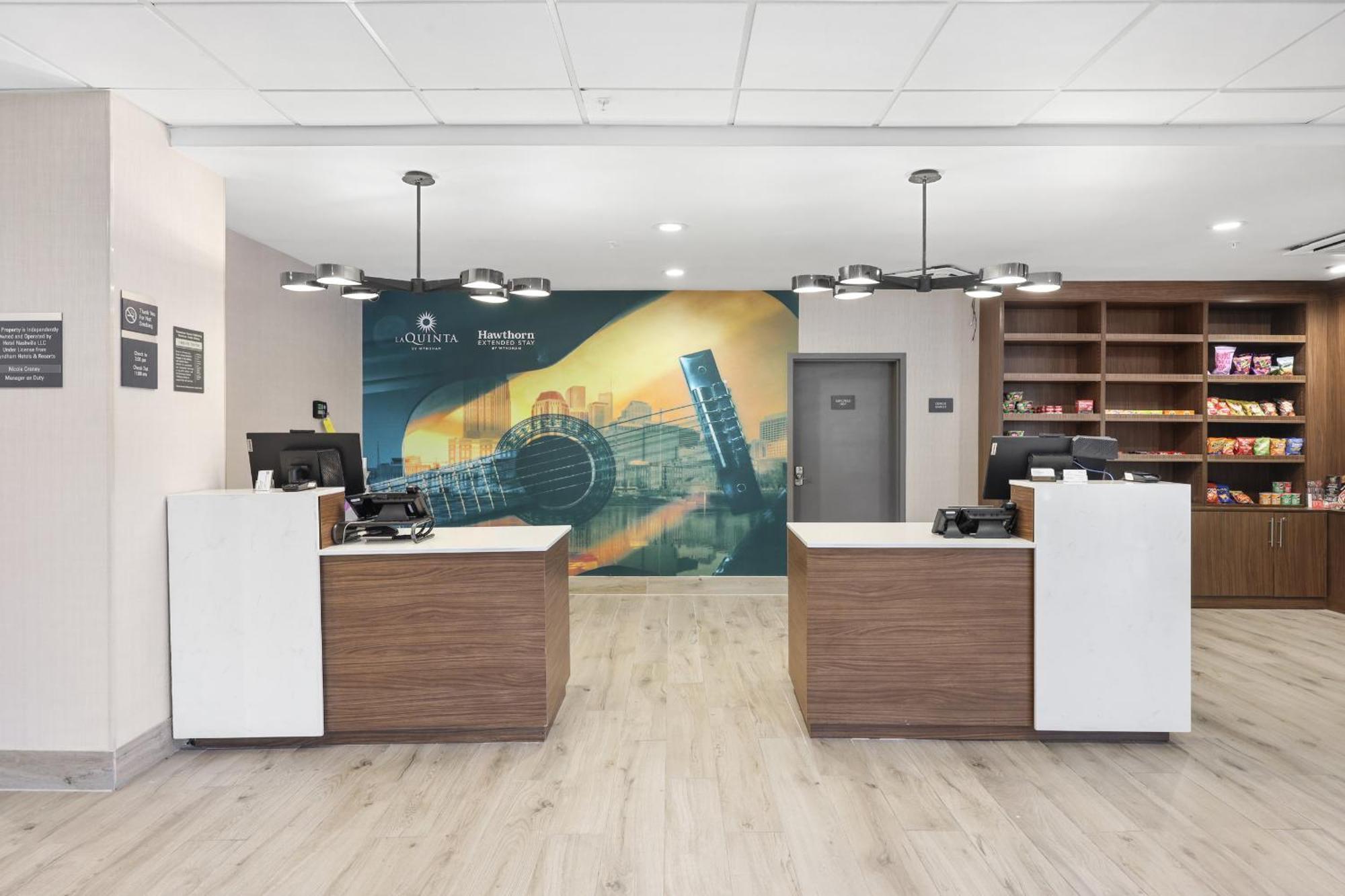 La Quinta By Wyndham Airport/opryland Hotel