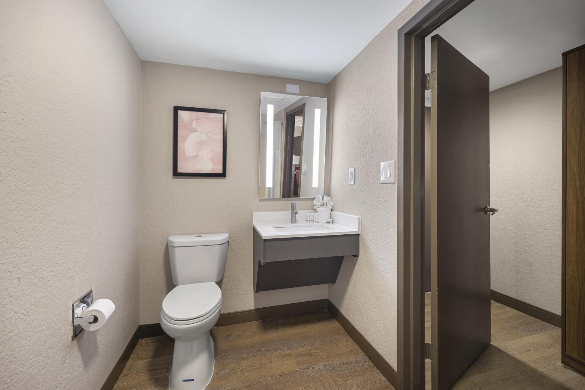 Hotel La Quinta By Wyndham Airport/opryland 3*