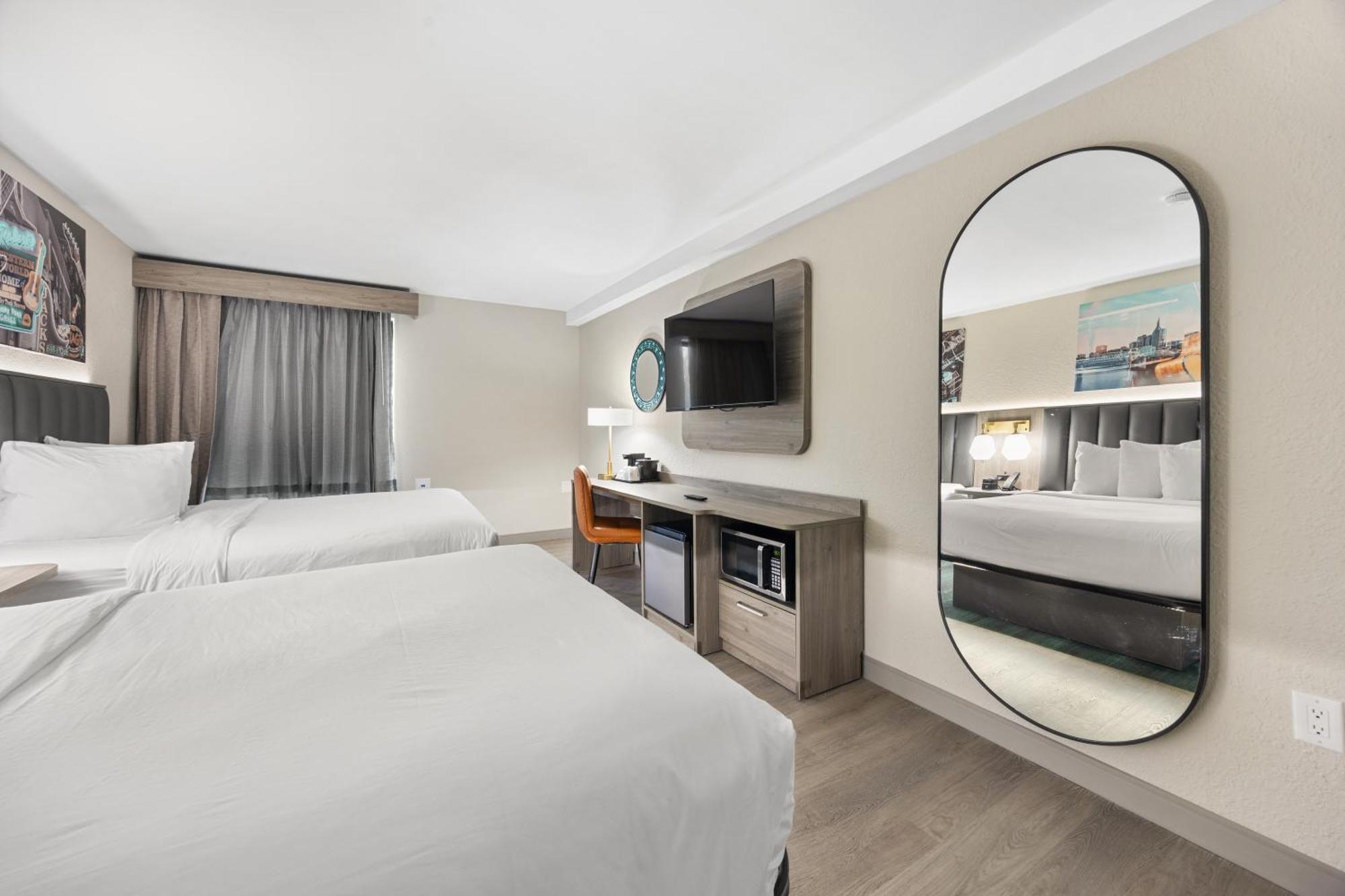 La Quinta By Wyndham Airport/opryland