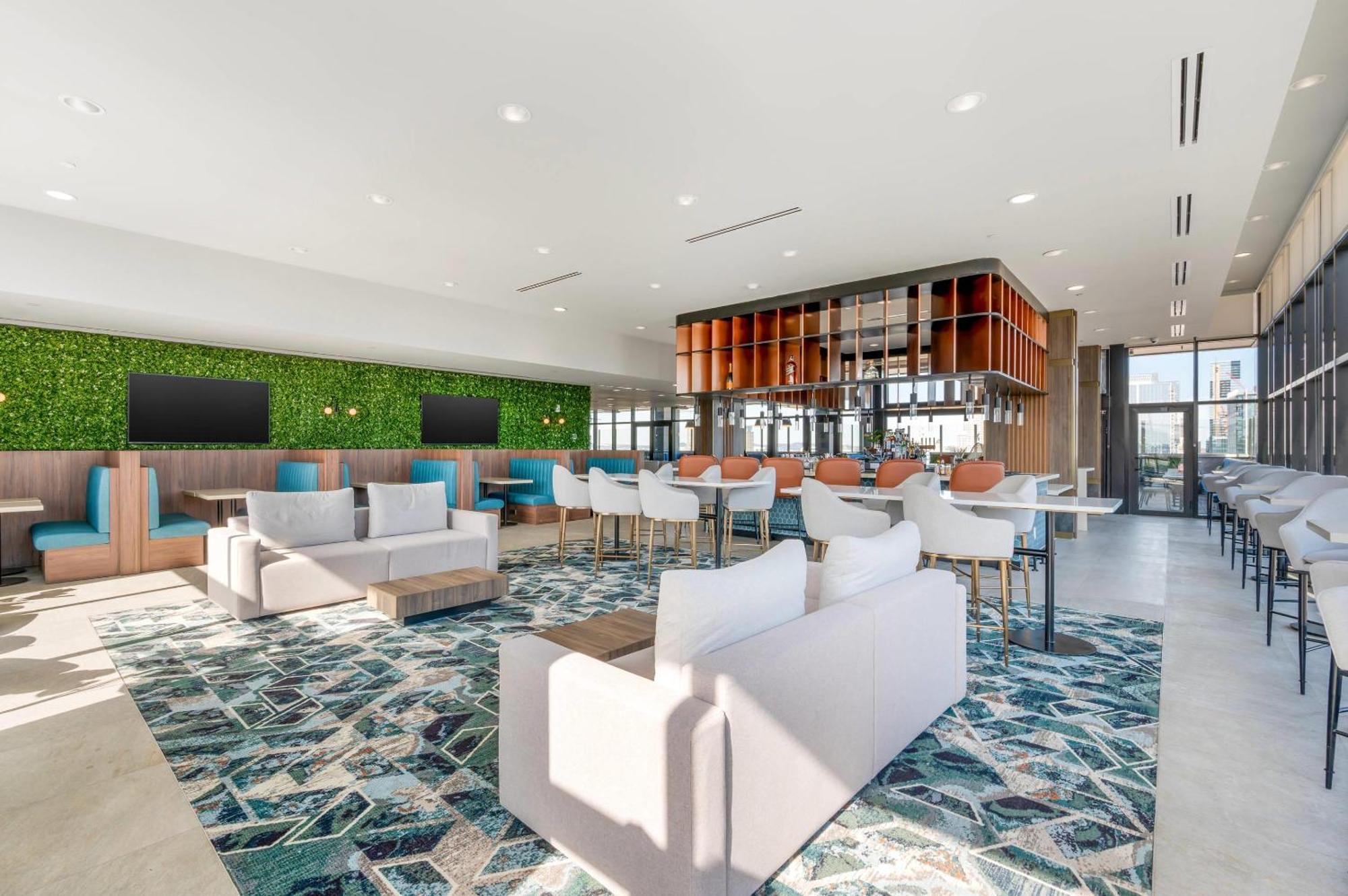 Hotel Cambria Midtown 4*