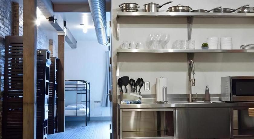 Downtown - Adults Only Hostel