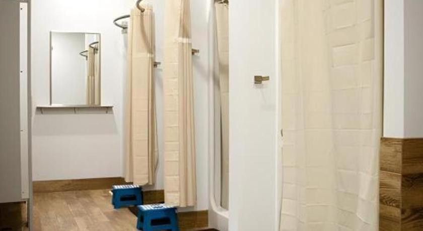 Hostel Downtown - Adults Only *