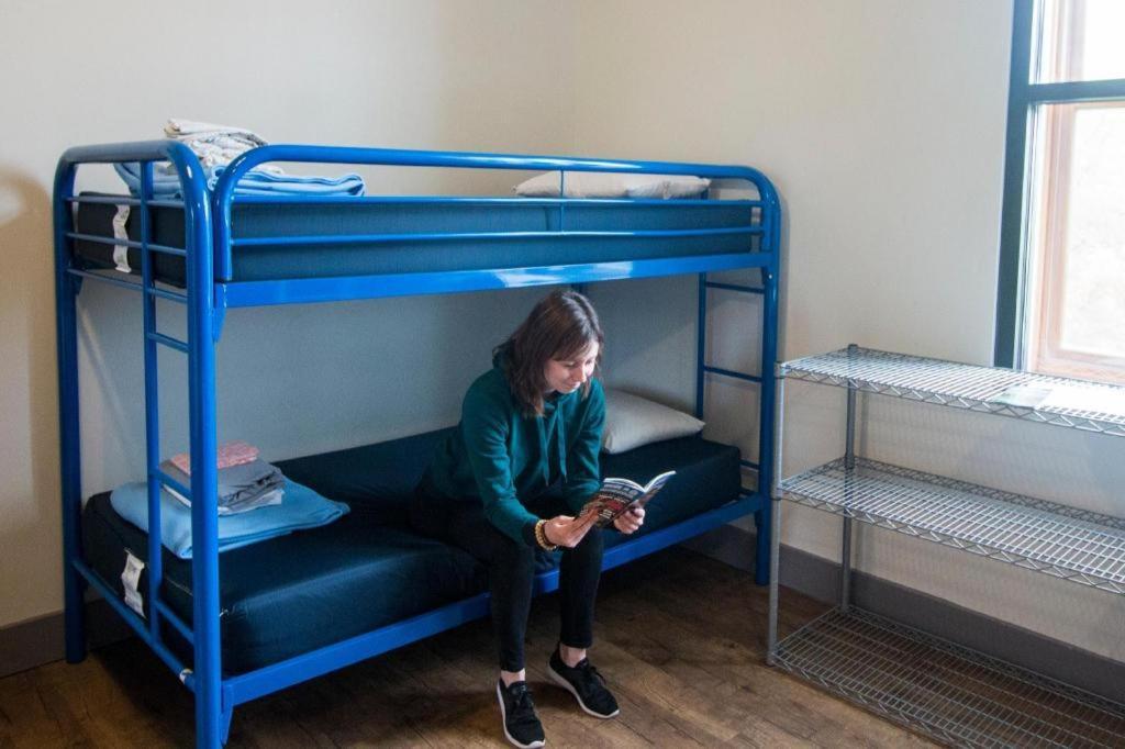 Hostel Downtown - Adults Only