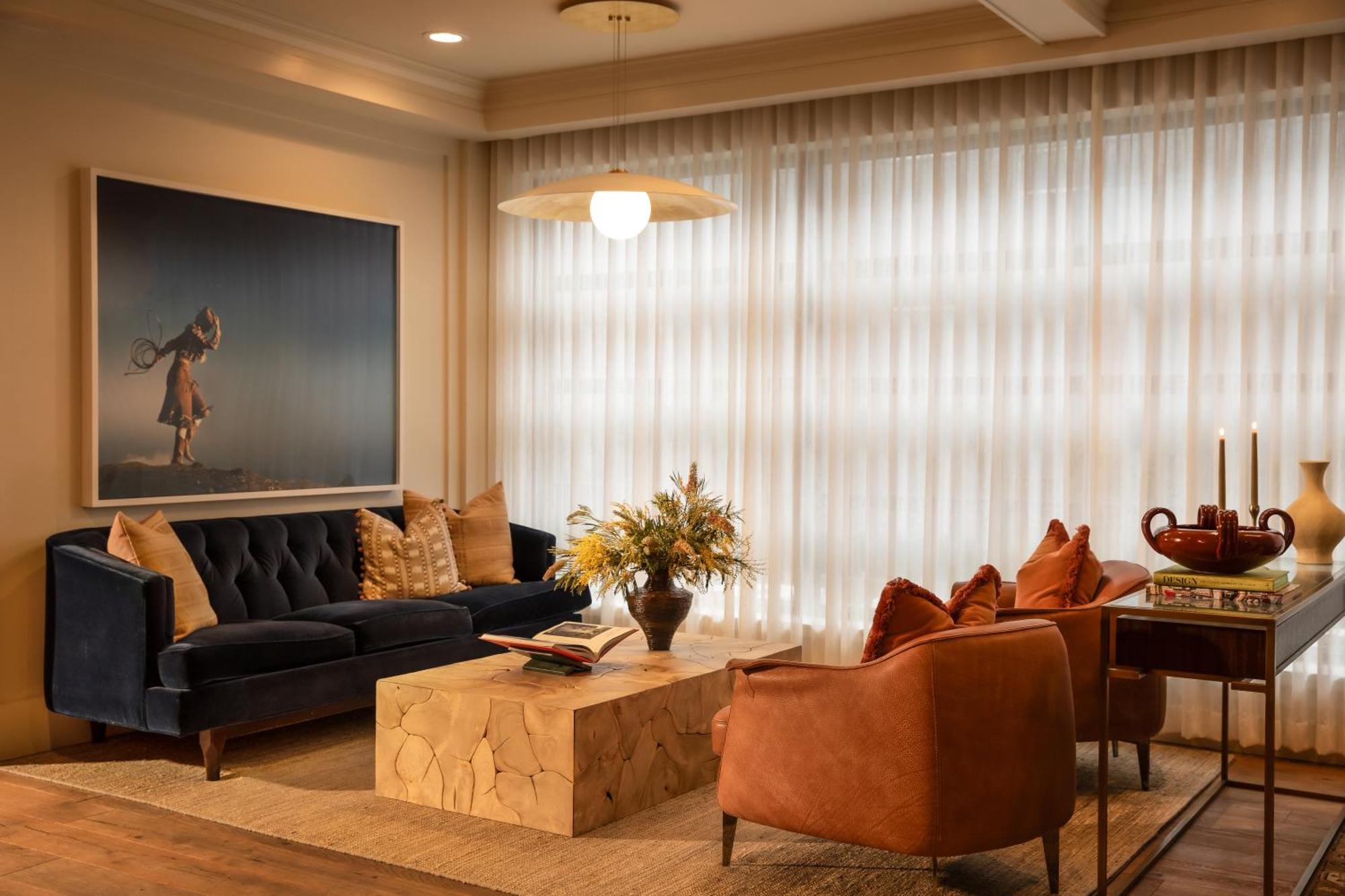 Hutton Hotel 4*