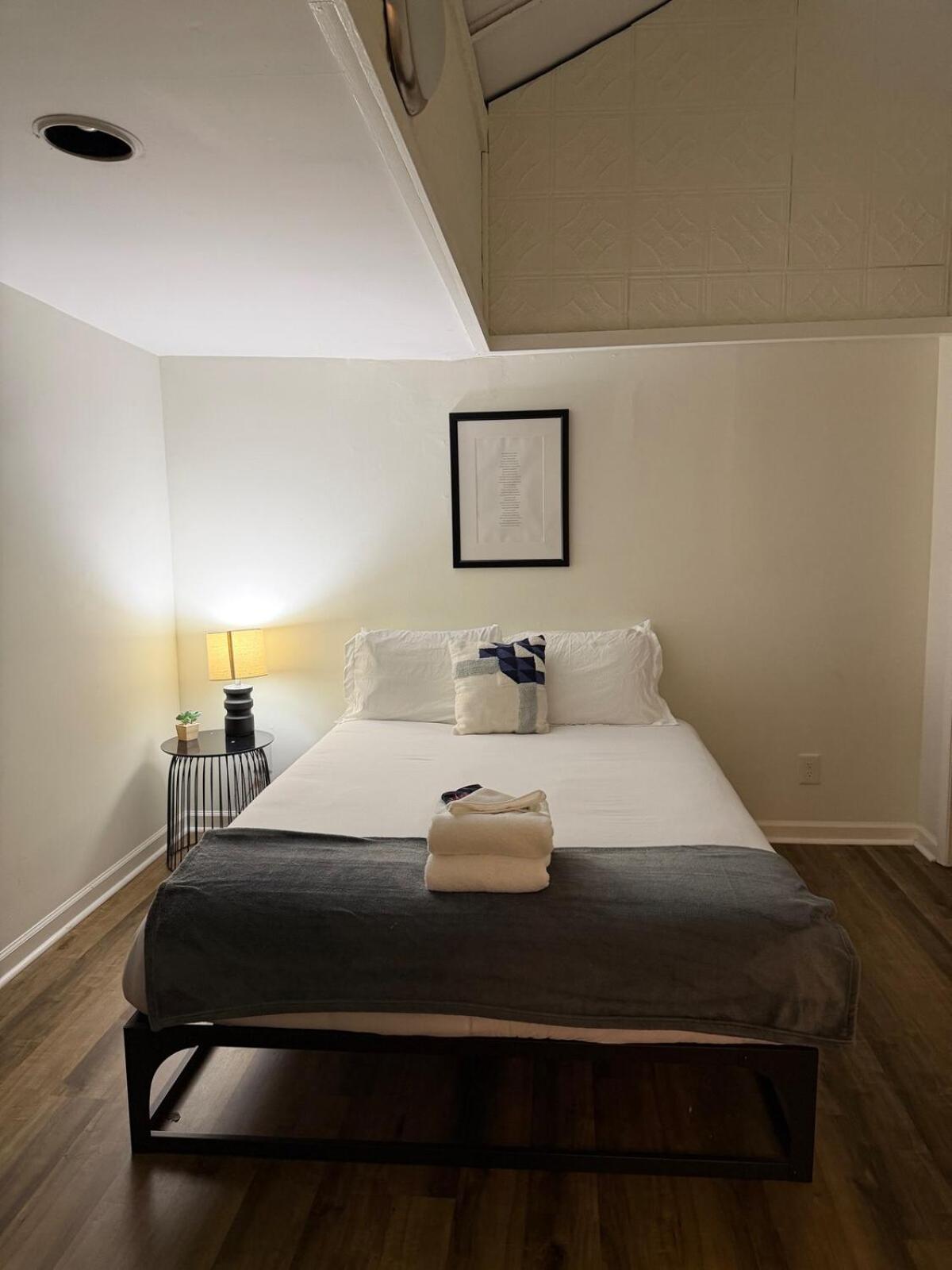 The Lofts At 107 3* Nashville