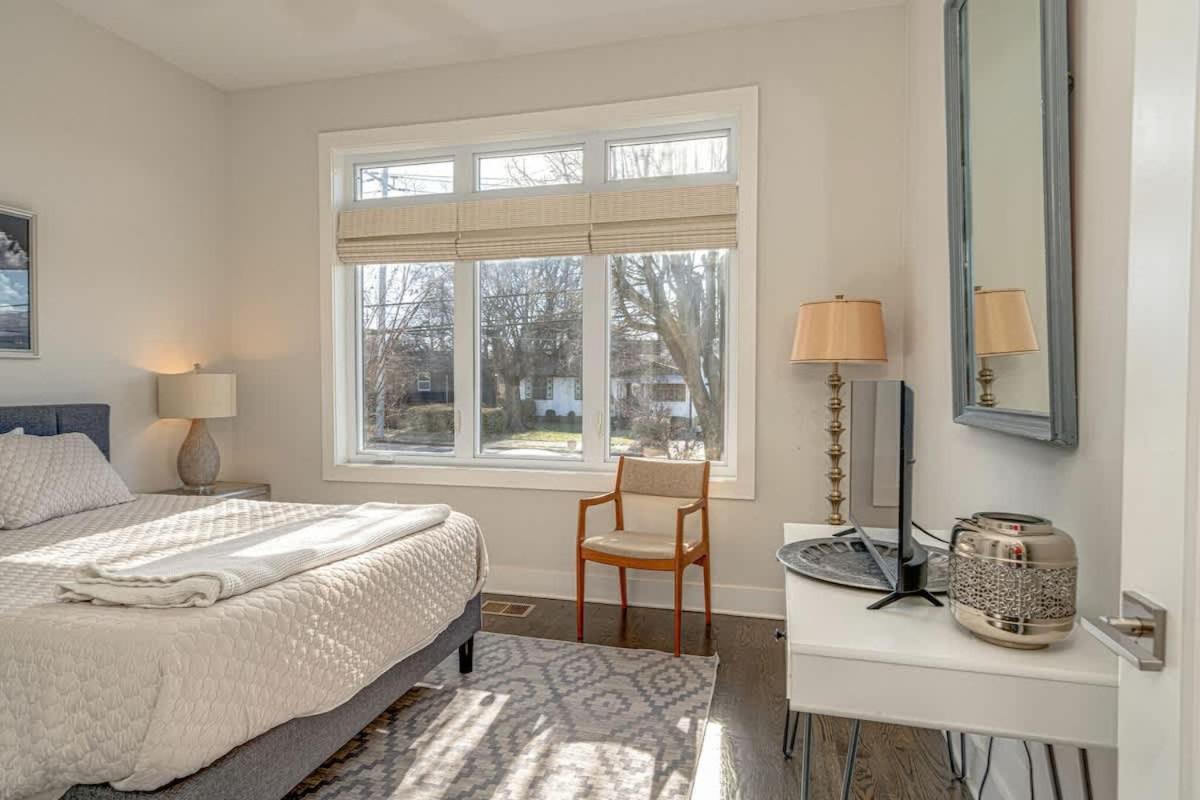 Cultured Coach - Music Row - Mins To Downtown *