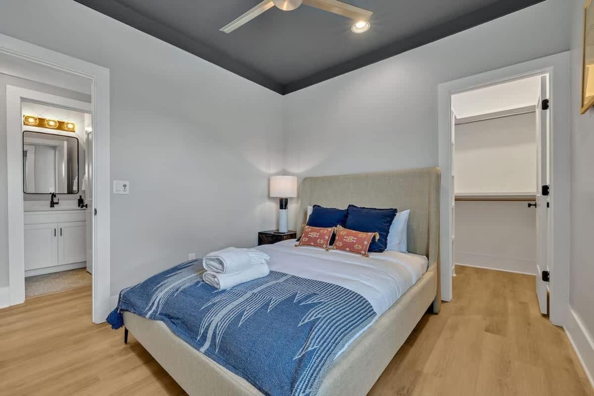Tenor - Private Rooftop - 8 Mins To Broadway * Nashville