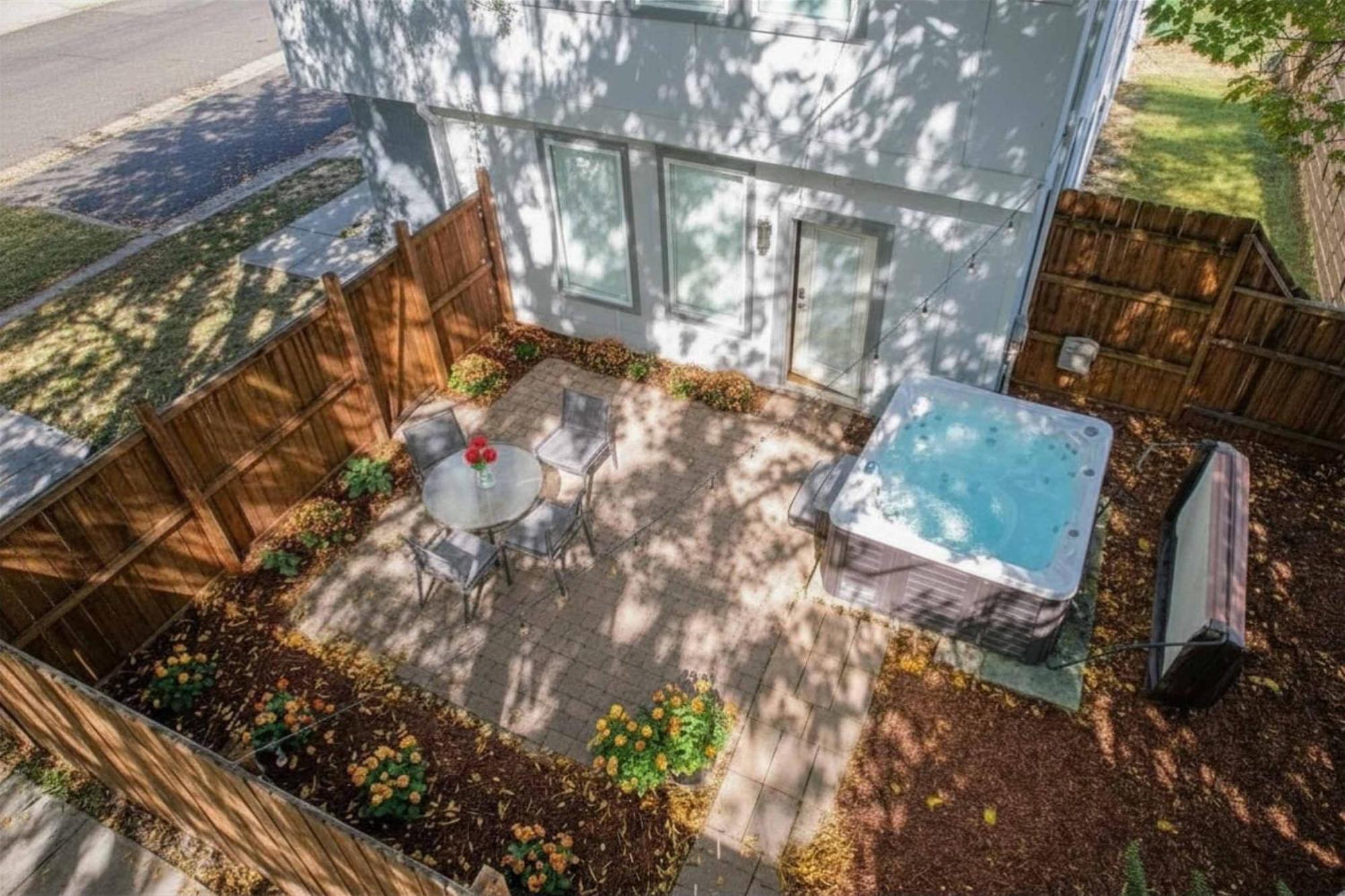 Lux East Nash-hot Tub & Rooftop Patio *