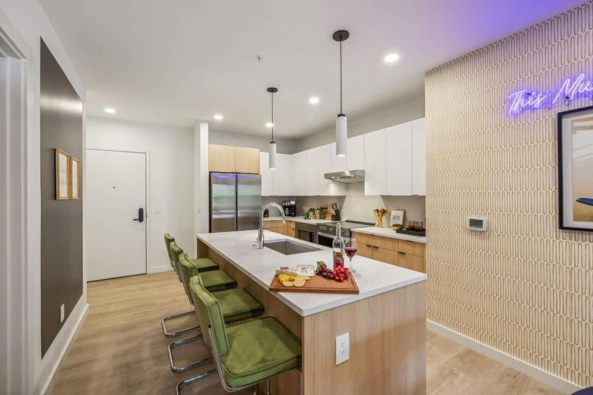 Holiday home Hyve - Harmony Strum - Walk To Broadway - Pool & Gym Nashville