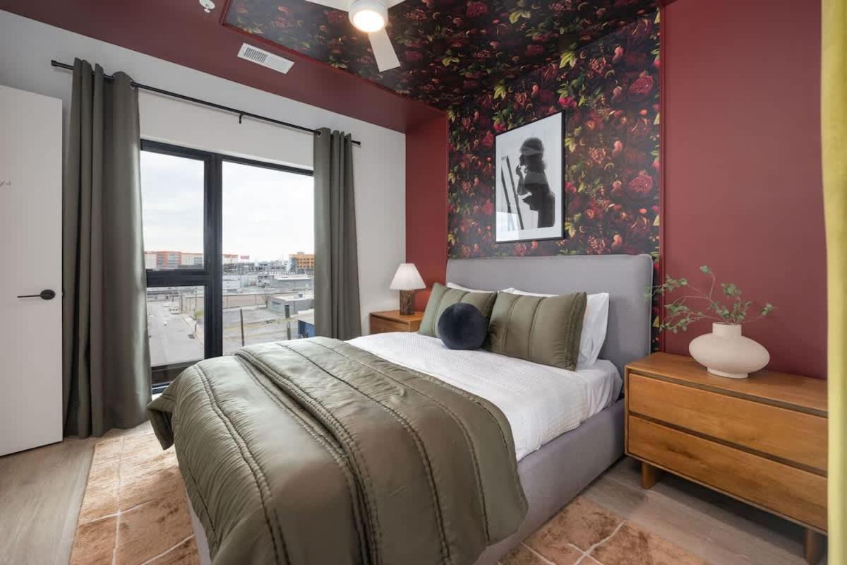 Hyve-the Dolly Parton Experience-private Balcony * Nashville