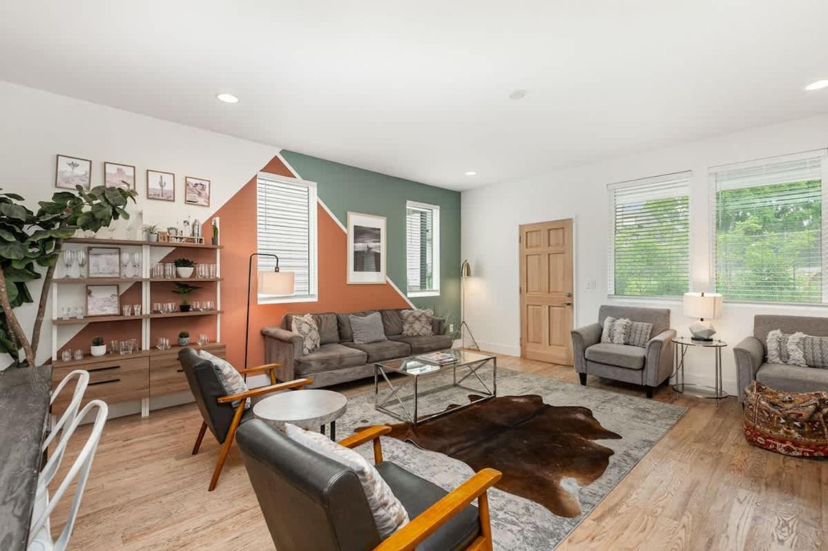 Citrine-private Patio & Balcony-near Germantown Holiday home