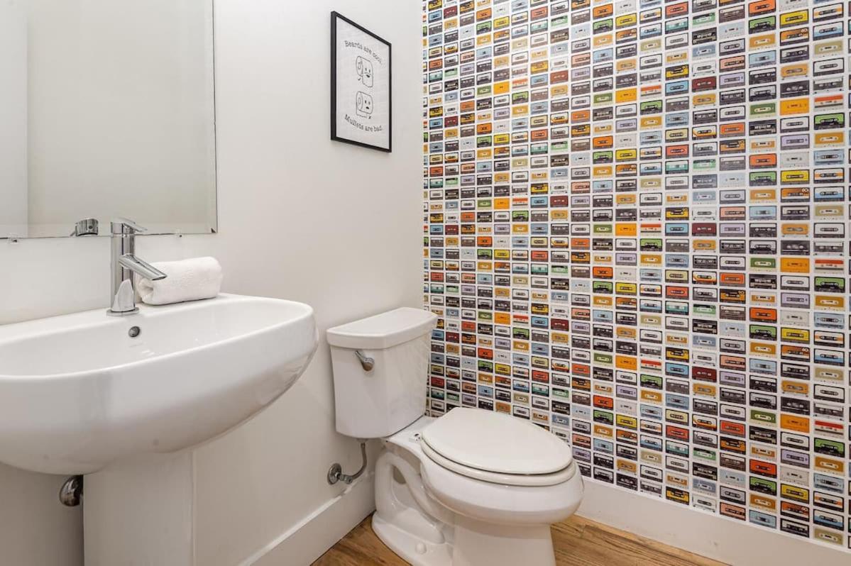 Holiday home Citrine-private Patio & Balcony-near Germantown *