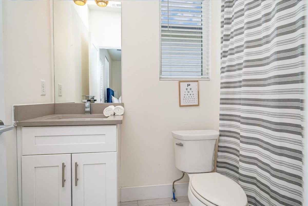 Heights-sleeps 12-in Cumberland Heights Holiday home