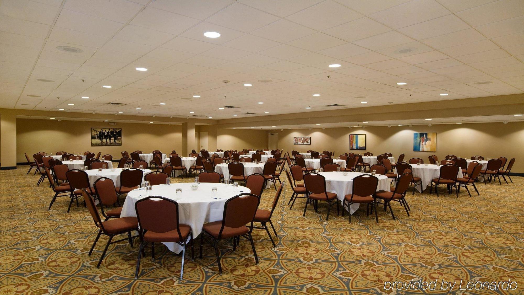Holiday Express Nashville-downtown - Broadway By Ihg Nashville
