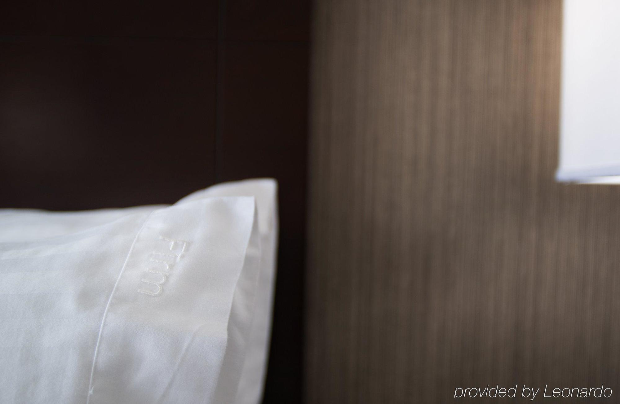 Airport Marriott