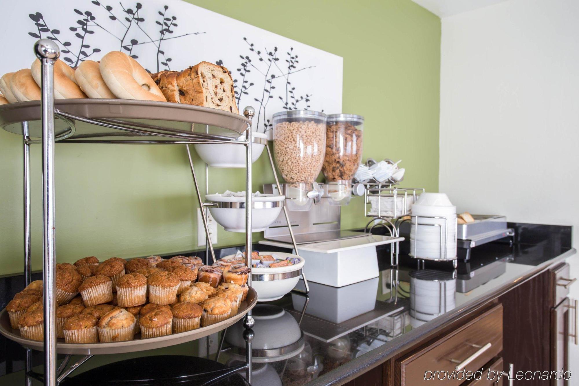 Inn Sleep North - Downtown Area