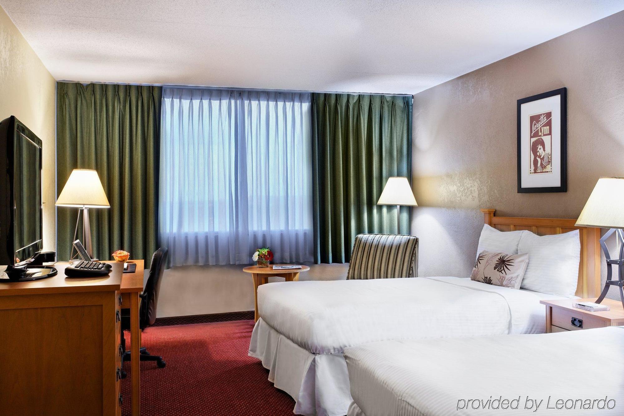 Millennium Maxwell House 3*