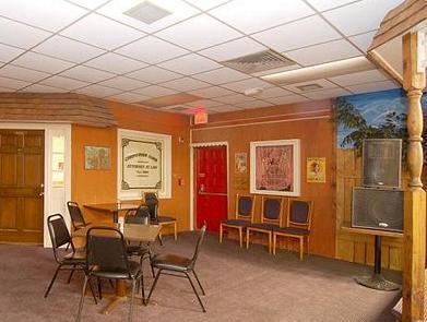 Hotel 6-nashville, Tn 2*