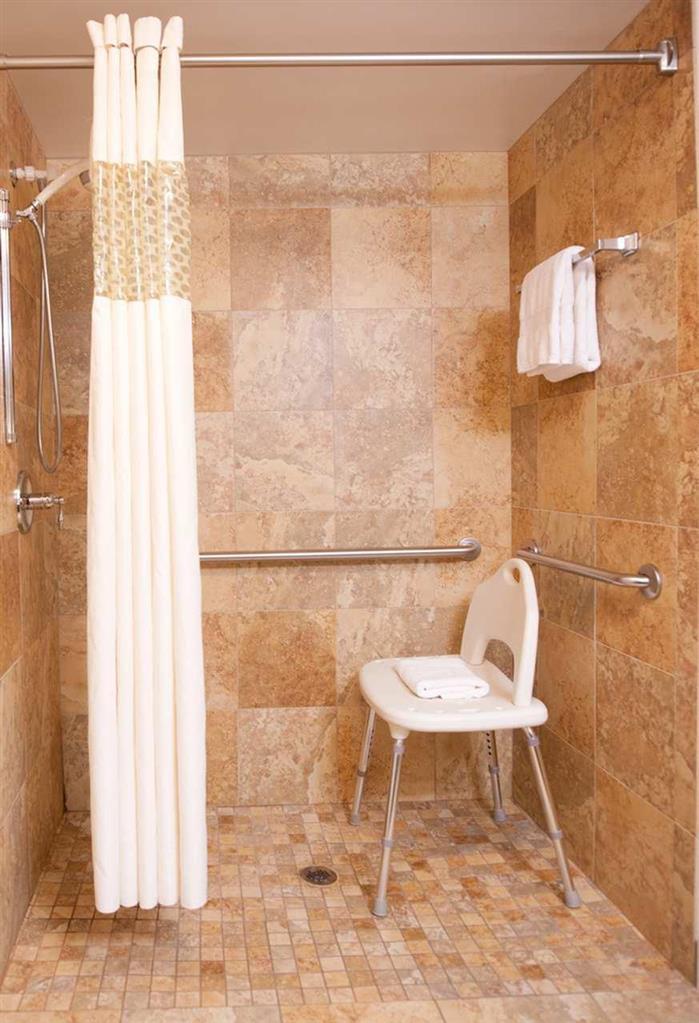 Hotel Hampton / Vanderbilt 3*