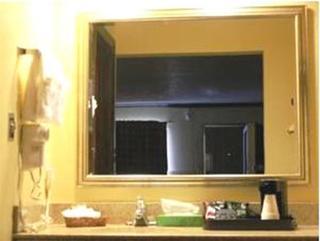 Hotel Quarters &
