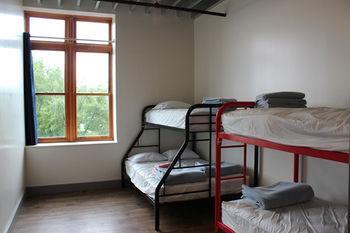 Hostel Downtown - Adults Only *