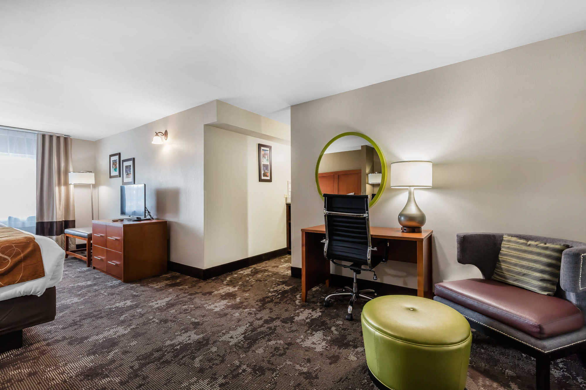 Hotel Comfort & Near Tanger Outlets I-24 Antioch 3*