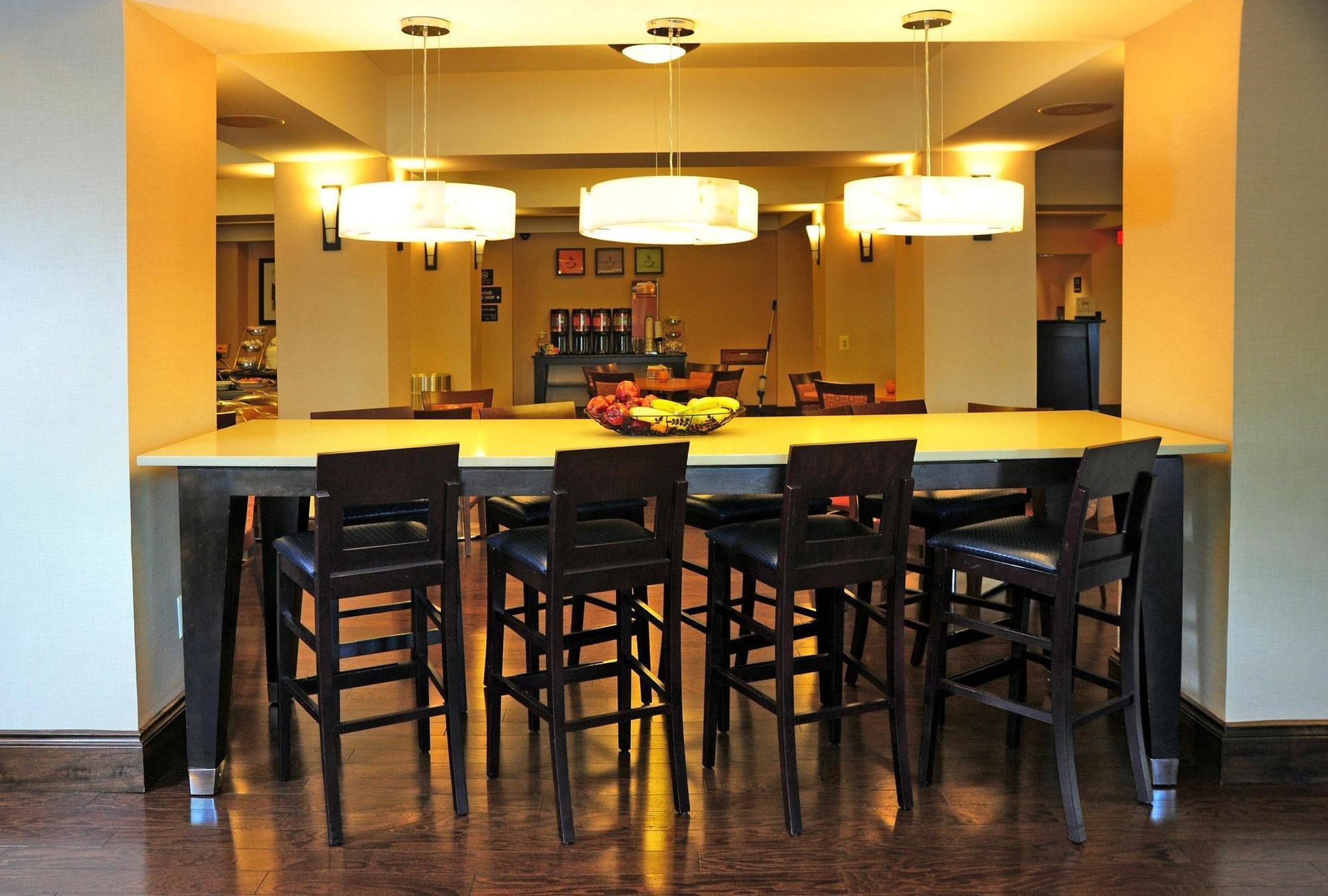 Hampton & Nashville-airport Hotel 3*