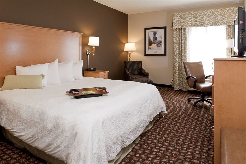 Hotel Hampton & Nashville-vanderbilt-elliston Place 3*