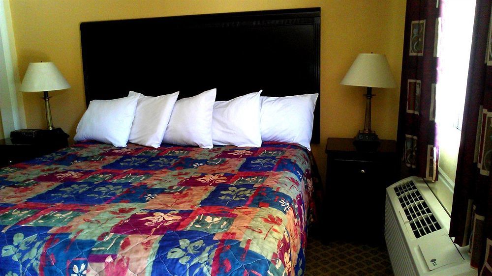 Red Lion & Airport Hotel Nashville