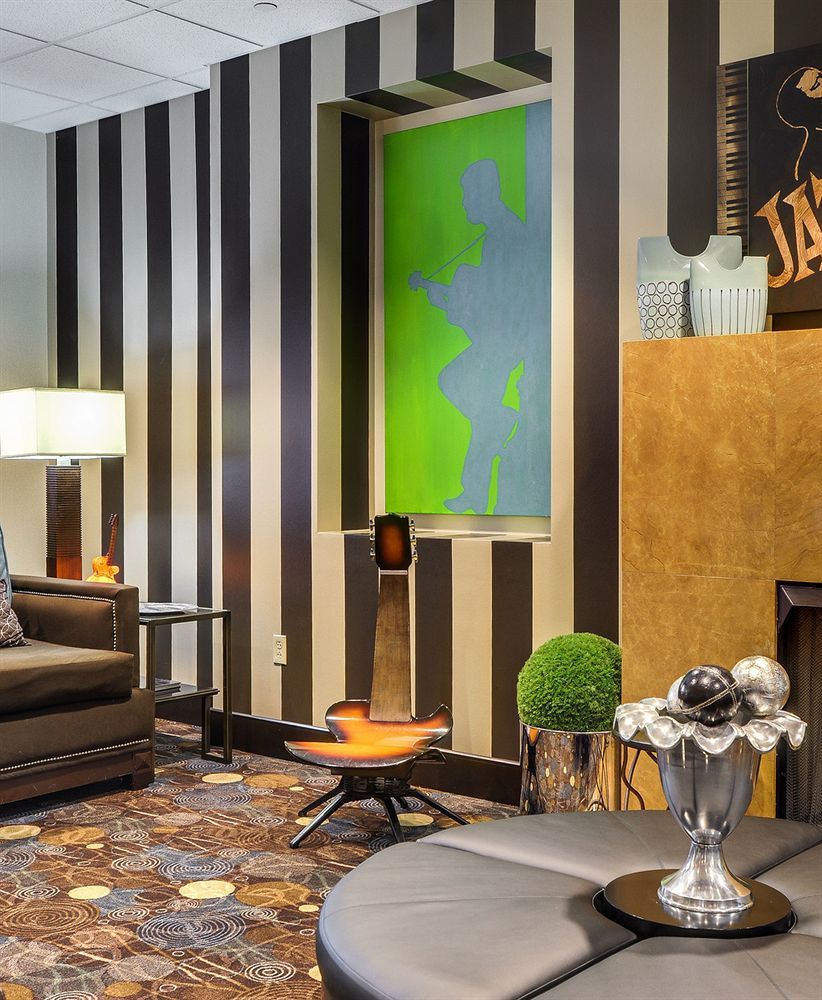 Hampton & At Opryland 3* Nashville