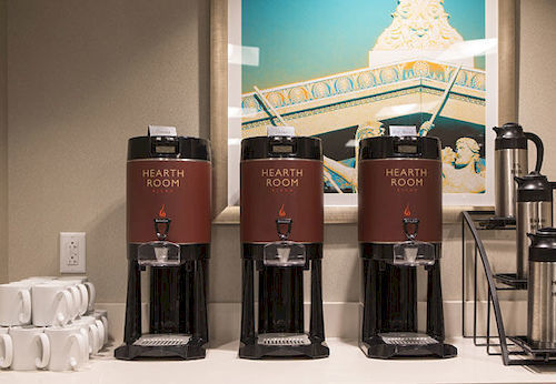 By Marriott Vanderbilt/west End 3*