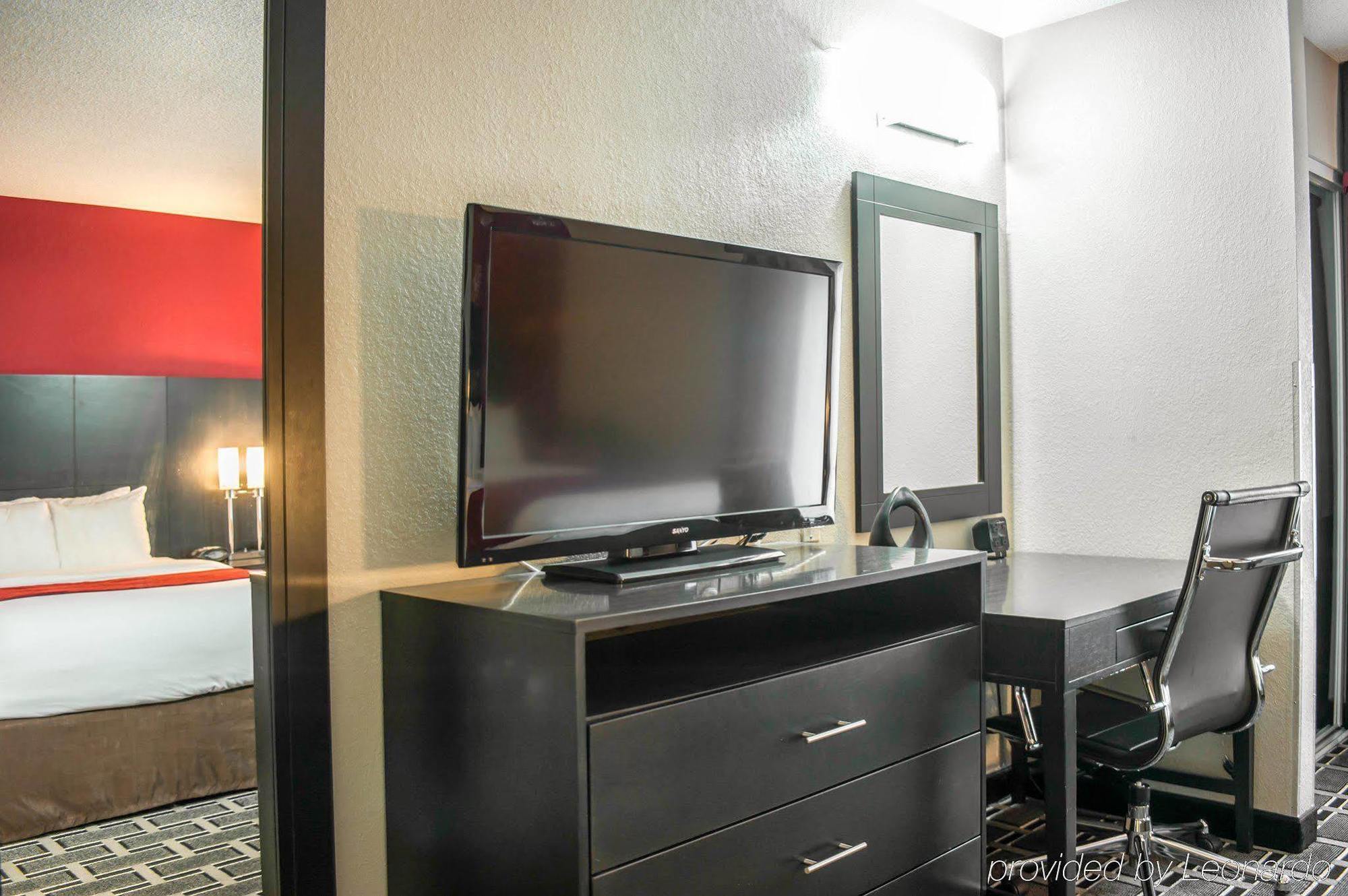 Comfort Airport - Bna Hotel 2*