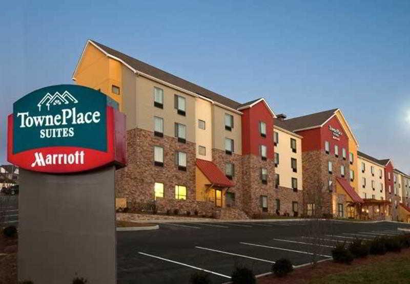Towneplace By Marriott Airport 3*