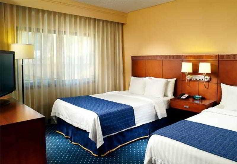Courtyard By Marriott Airport 3* Nashville