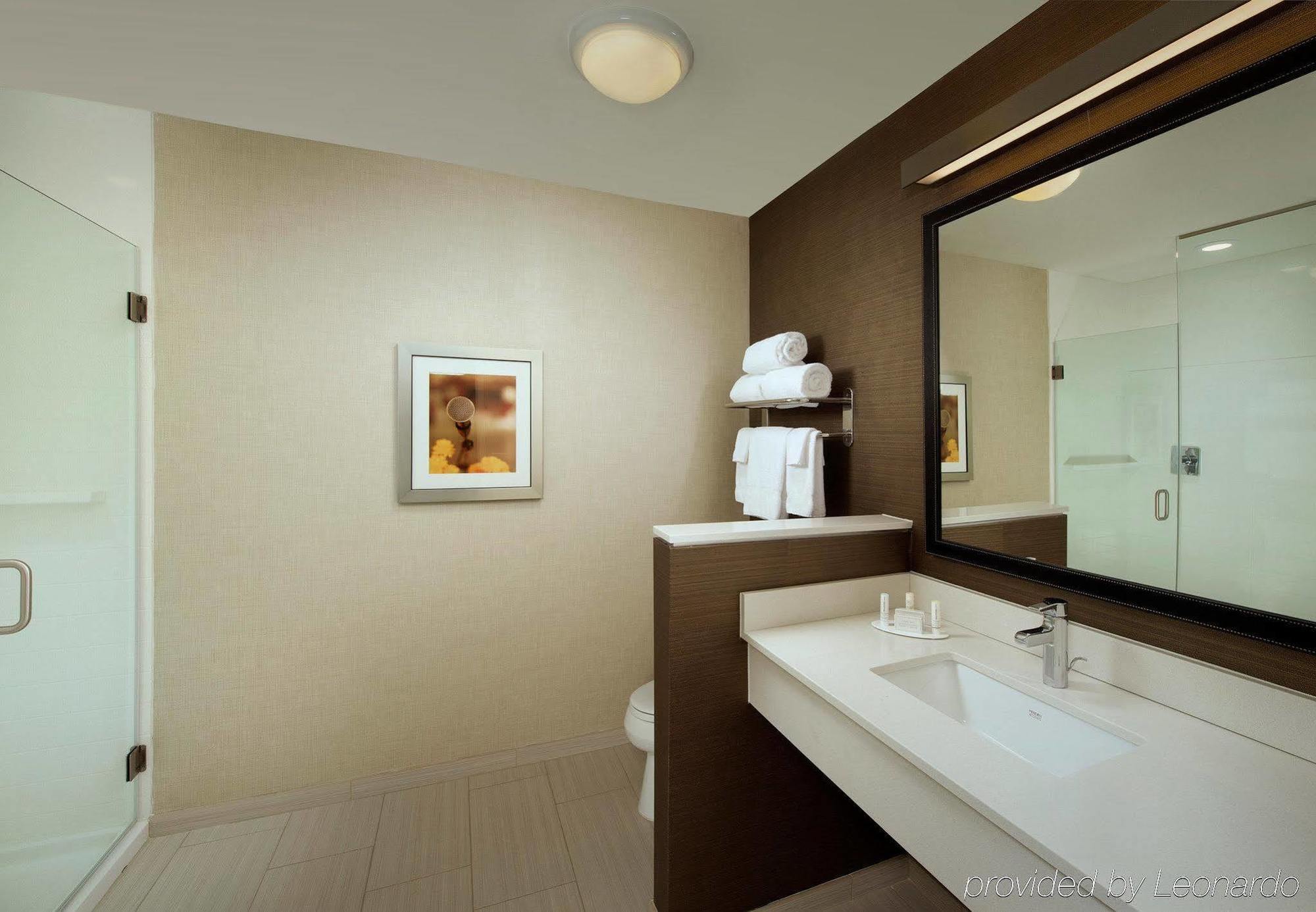 Fairfield And By Marriott Downtown/the Gulch Hotel Nashville