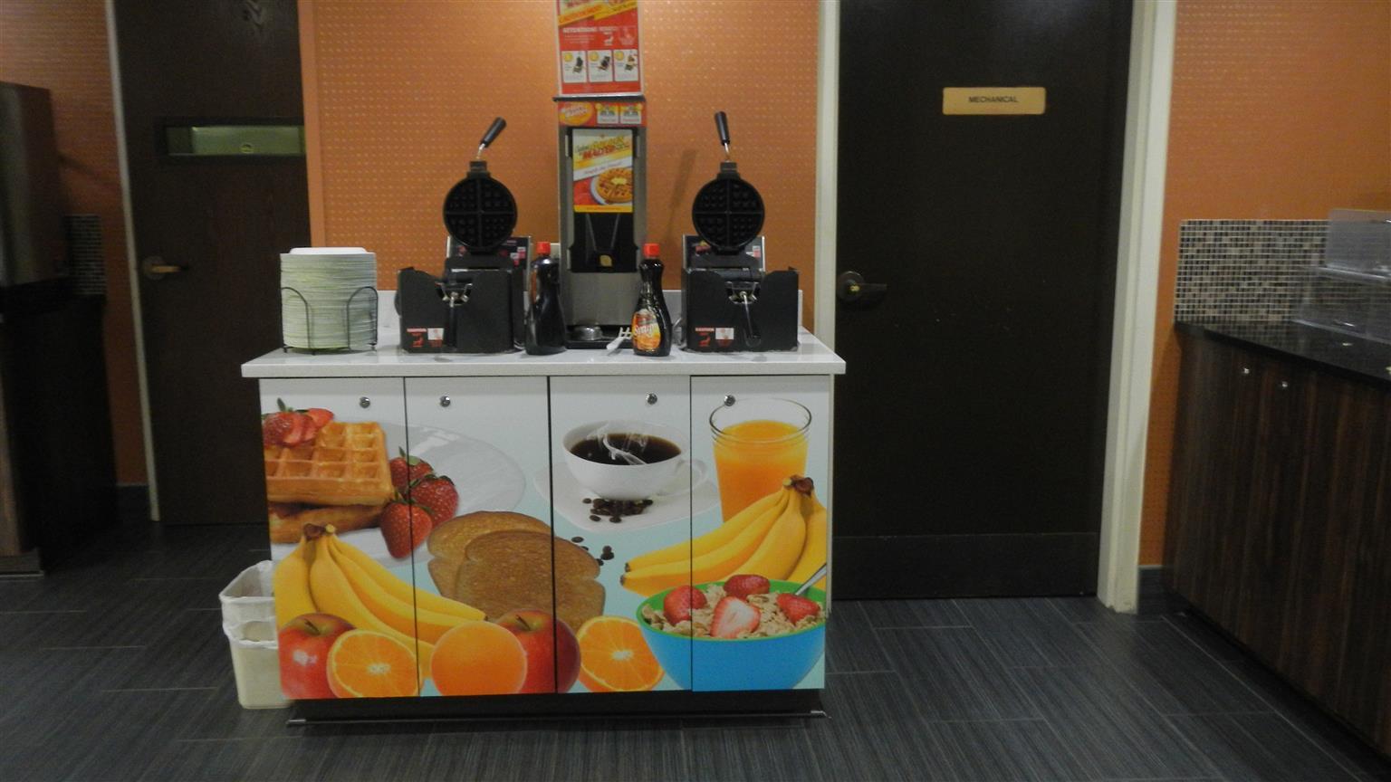 Hotel Western Near Opryland 3*