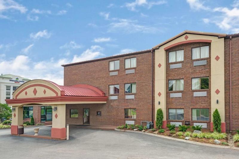 Hotel Luxe 2*