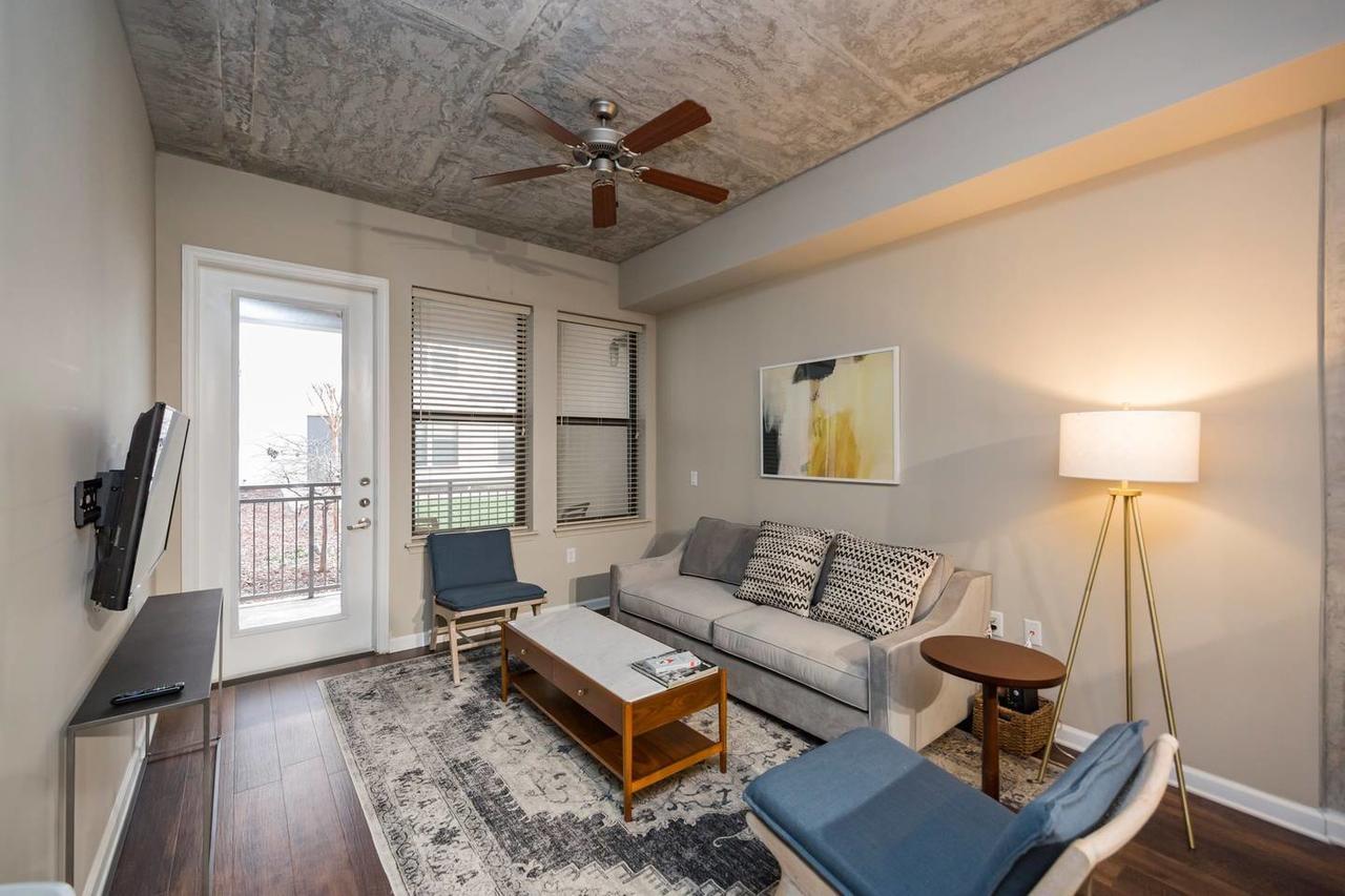 Hotel Express & West End - Univ Area By Ihg 3*